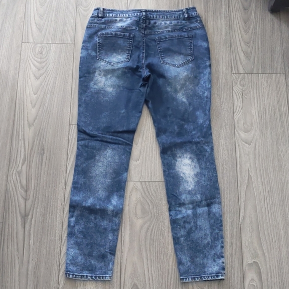 Denim washed Jeans - Picture 2 of 3